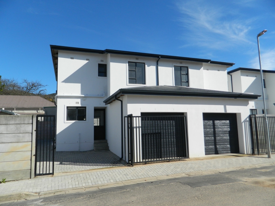 To Let 3 Bedroom Property for Rent in Paarl Central Western Cape